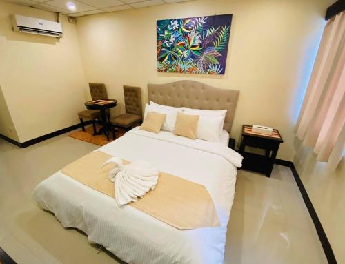 Amax Inn Makati, Manila