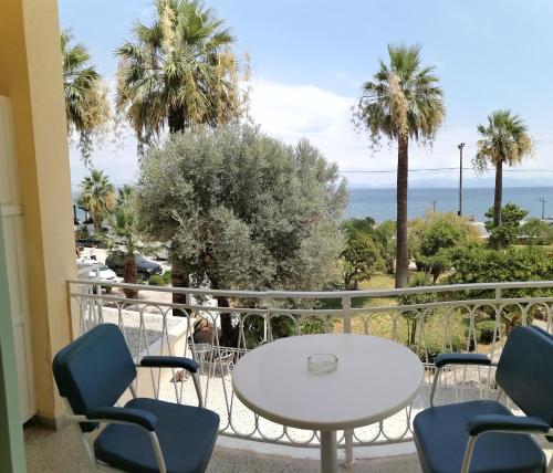 Nireus Hotel - image 4