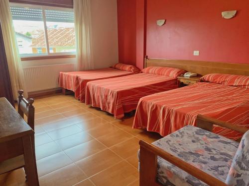 Hostal Las Vegas Room Type - Triple Room