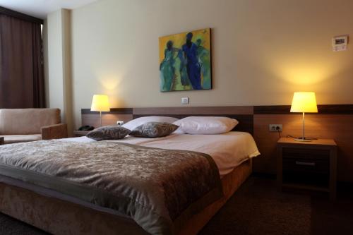 1 queen bed