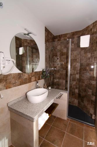 Badkamer, Casa Rural La Molinera Riolobos Caceres in Riolobos