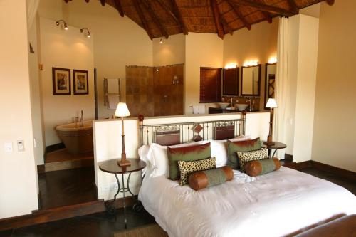 Pumba Private Game Reserve in Highlands