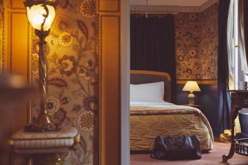L'Hotel Paris
