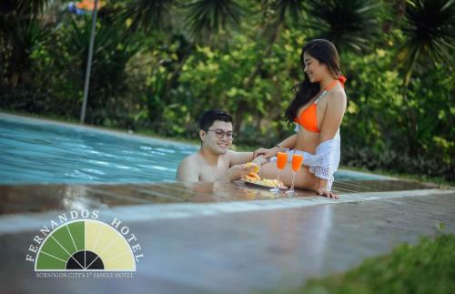 Swimming pool, Fernandos Hotel near Rizal Beach