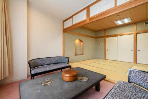 Japanese-Style Room