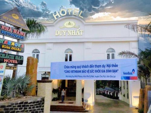 쁠래이꾸 (잘라이) HOTEL DUY NHẤT 2 (HOTEL DUY NHAT 2) 2성급 호텔 수영장