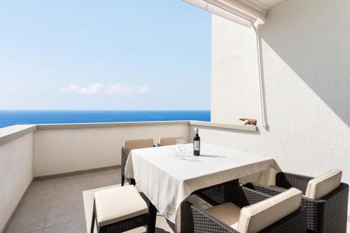 Little Beach Paradise Las Gaviotas in Santa Cruz de Tenerife