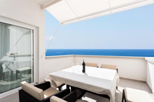  Little Beach Paradise Las Gaviotas in Santa Cruz de Tenerife