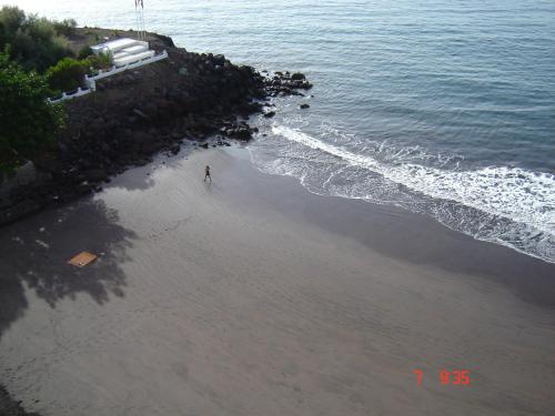 Little Beach Paradise Las Gaviotas 2