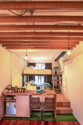 Hidden Habitat - Design Guesthouse - Bangkok