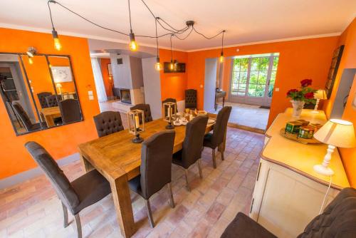 La Demeure de Cybele - Gite de charme pour 10 personnes en Drome Provencale in Colonzelle