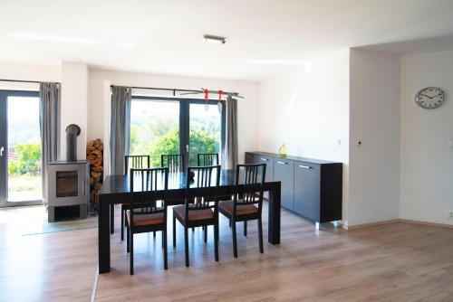 Wellness bungalov - vodni nadrz Slapy - 40km od Prahy in Zupanovice