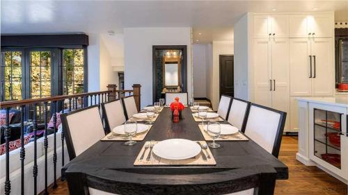 See Forever Cabin 109 - Irresistible Condo in Mountain Village - image 4