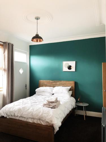 Stylish 1-Bedroom Apartment in Chapel Allerton with Free Parking 5