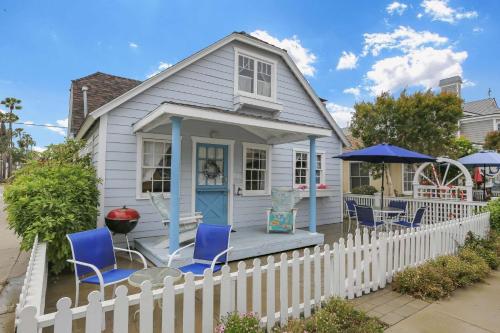 201 Amethyst Avenue in Newport Beach, USA