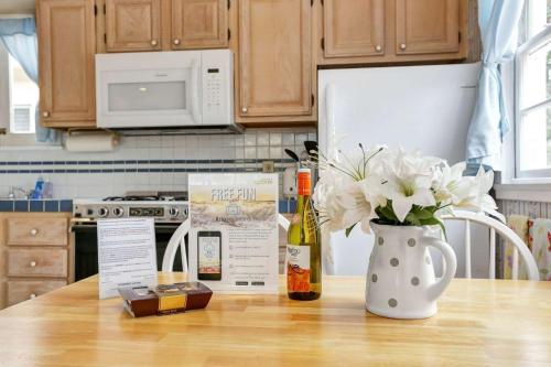 201 Amethyst Avenue 201 Amethyst Avenue