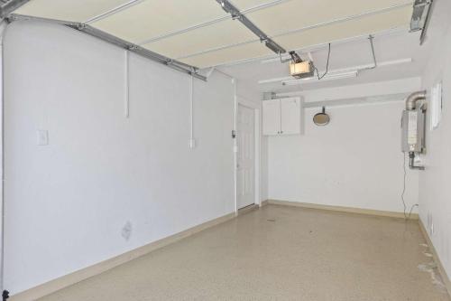 307 Thirty Fifth Street - image 5