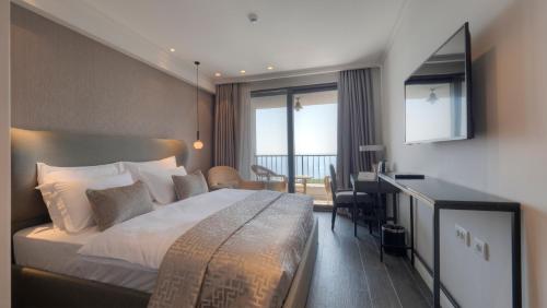 Vivid Blue Serenity Resort