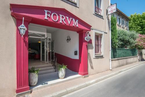 入口, Hotel du Forum in 卡龐特拉市中心