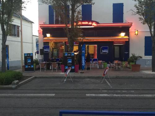 Hotel du Chemin de Fer in Sens