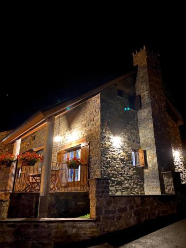 Hoz de Jaca, Casa Mas Mañanas. (Hoz de Jaca, Casa Mas Mananas.) in Aragón-Pireneusok