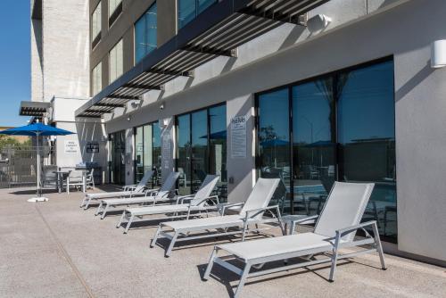 Swimming pool, Holiday Inn Express And Suites Phoenix North - Happy Valley By IHG in Deer Valley