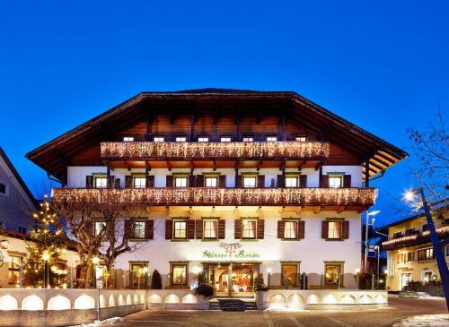 Hotel Weisses Lamm in Welsberg-Taisten