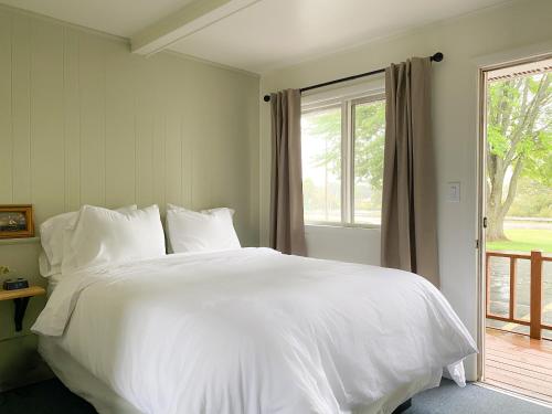 1 queen bed