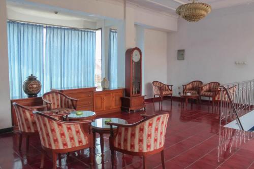 Hotel Rajawali Mitra RedDoorz
