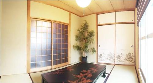 天神ドンキホーテ直ぐ畳の部屋でくつろげる