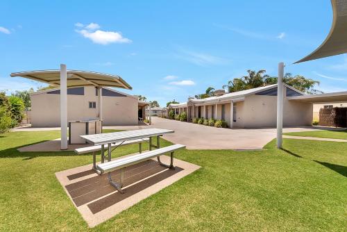 Iekārtas, Kennedy Holiday Villas in Mulwala