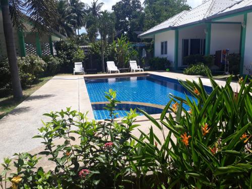 Sunya Cottage Room Type - Superior Bungalow