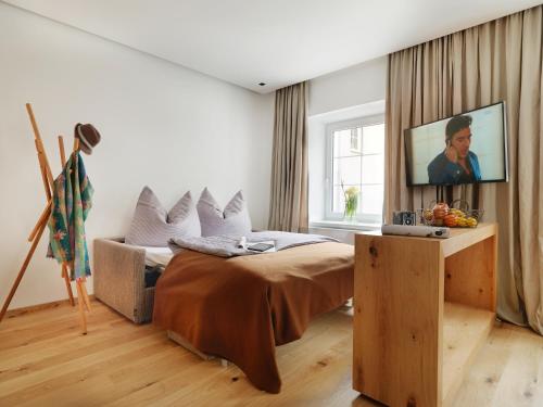 Riedz Apartments - image 13