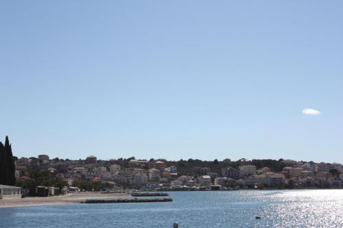 Andrea Apartments - main image
