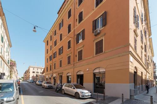 San Lorenzo Modern Flat - image 6