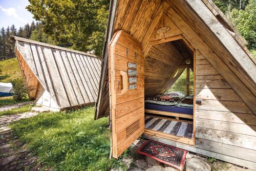 Cvet gora - Camping, Glamping and Accomodations