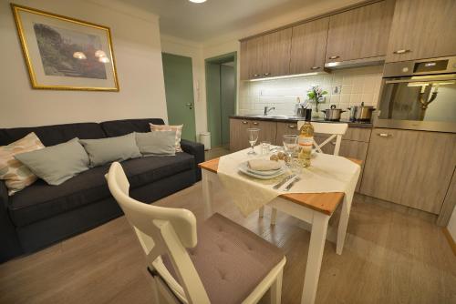Nobles Apartments 5