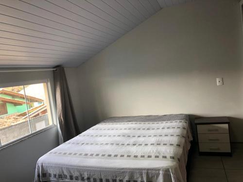 Bombinhas Canto Grande - Apartamentos 3 Pax - Cod 308