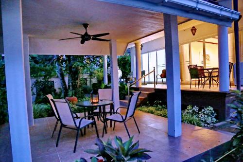 Koh Chang 6 Bedroom Villa with Private Pool and Garden in Dan Kao