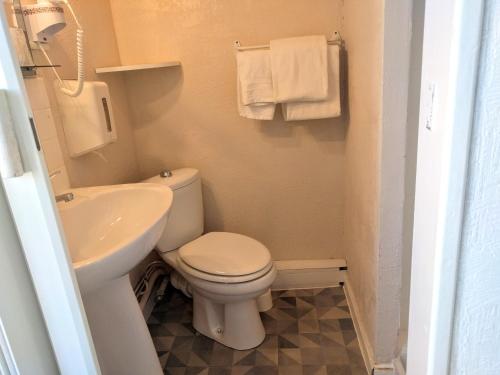 Hotel Araur - image 13
