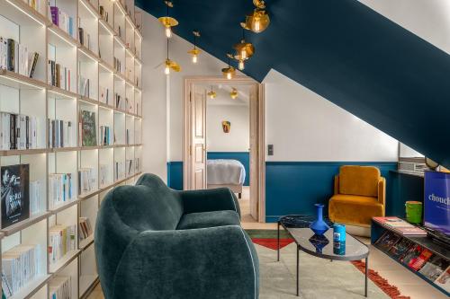 Chouchou Hotel - image 7