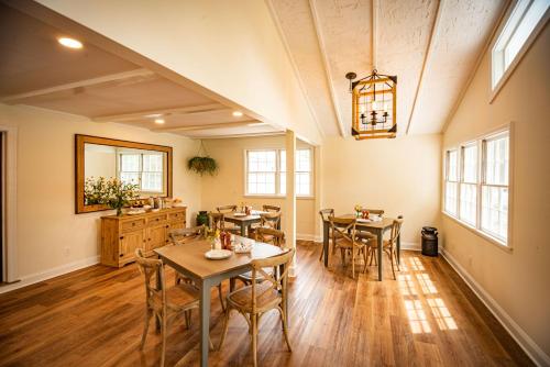 Iekārtas, Arcady Mountain Motor Lodge in Sunderland (VT)