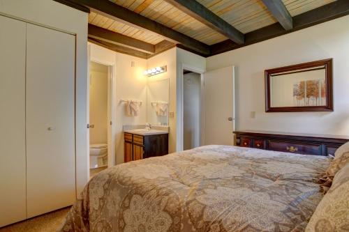 A203 Treehouse condo - image 2