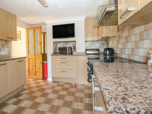 1 Paythorne Farm Cottages - image 2