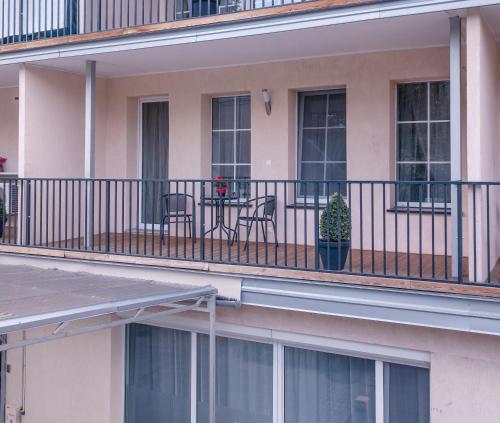 Alpetri Apartments - image 3