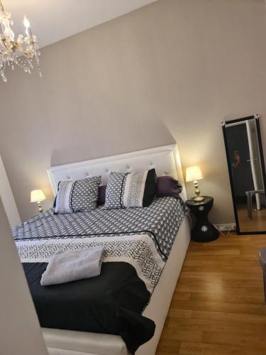 Petite maison moderne gîte à louer La Hourcade