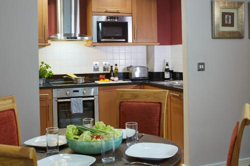 Marlin Apartments London City - Queen Street - image 8