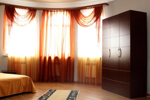 Golden Apricot - image 6