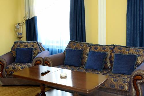 Golden Apricot - image 8