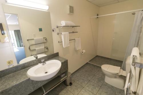 Bay of Islands Gateway Motel & Apartments - 화장실
